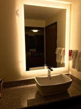 Econo Lodge University Arena Charlottesville Bagian luar foto